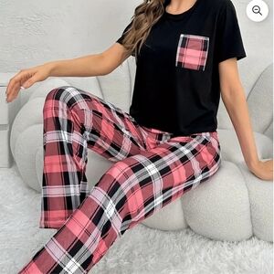 NWT Ladies Plaid Short Sleeve Sleepwear Set Size Large